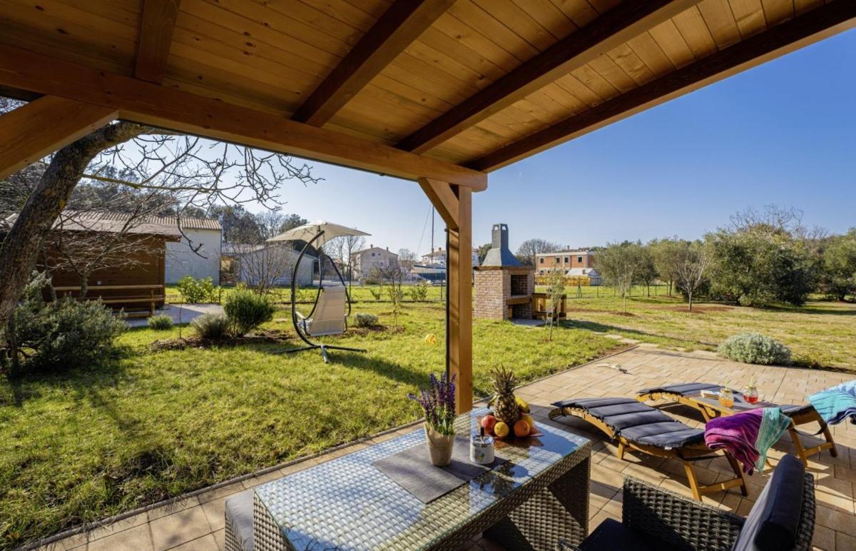 Villa Modean In Pula - Haus Fuer 2-3 Personen Extérieur photo